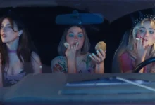 Sabrina Carpenter em teaser de House Tour com Margaret Qualley