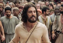 Cena dramática de Jesus Cristo no deserto em prévia de The Chosen apresentada na CinemaCon.